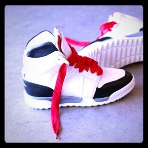 Rag and Bone High Top white& black leather sneaker